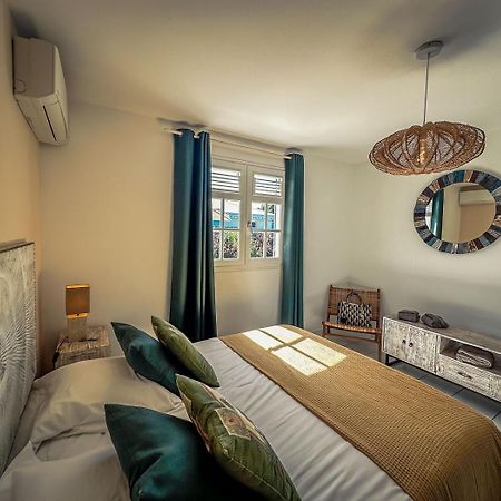 Villa Nomilou Beach Avec Acces Direct Plage Saint-Francois  Exterior foto