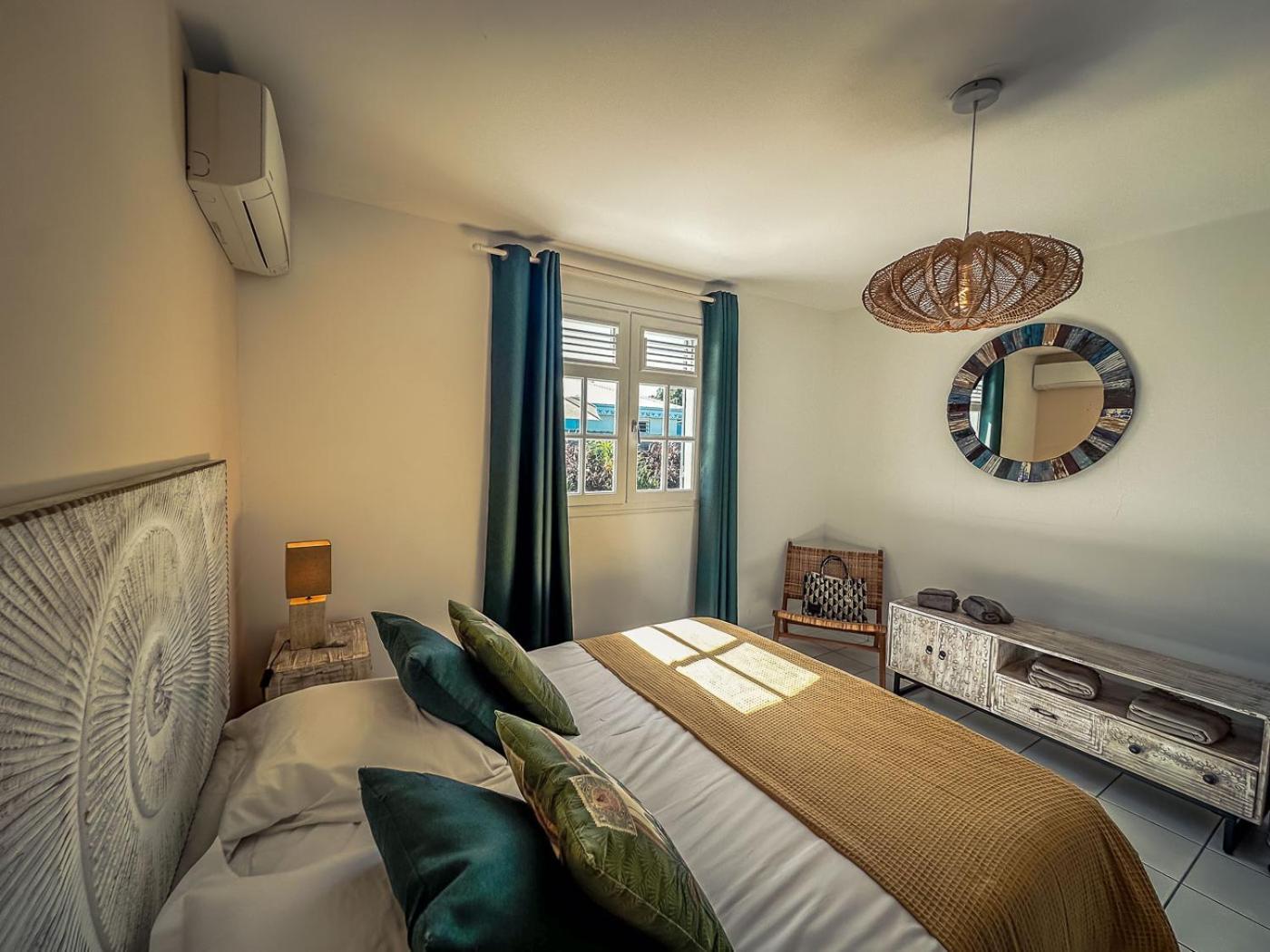 Villa Nomilou Beach Avec Acces Direct Plage Saint-Francois  Exterior foto